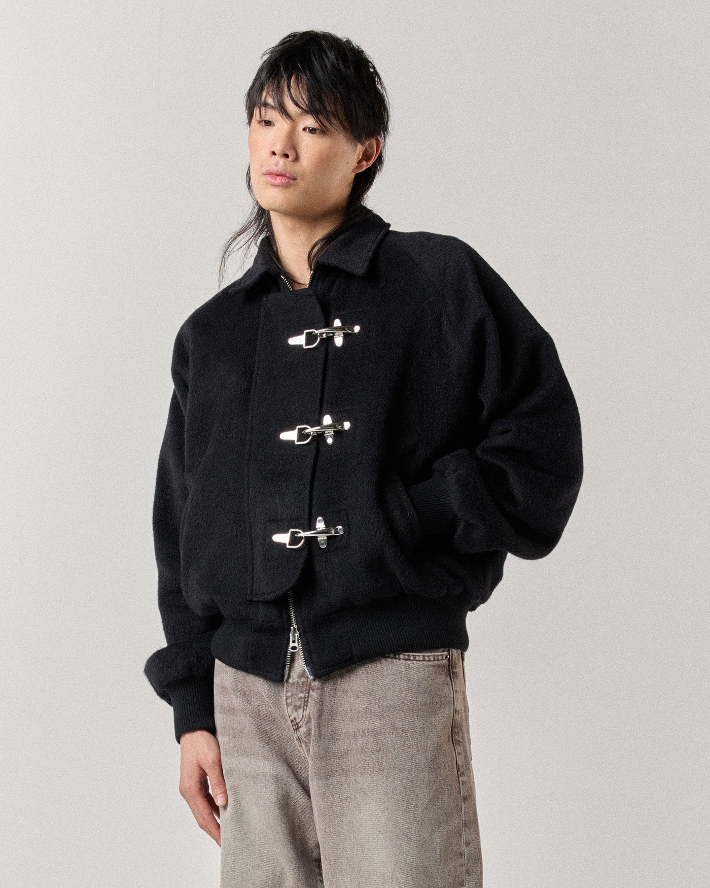 Fireman Clasp Jacket - Black