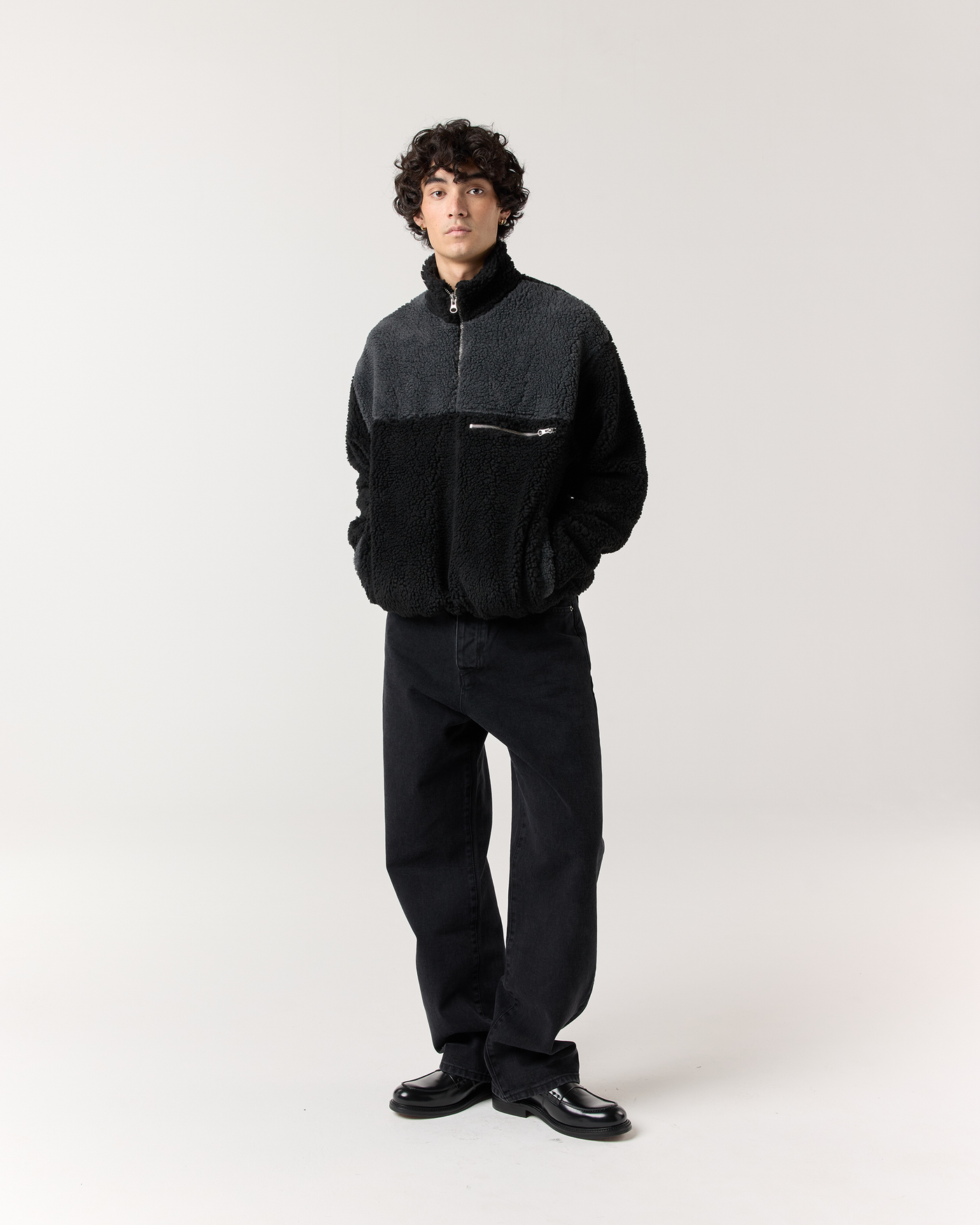 Seclusion Fleece - Shadow Black